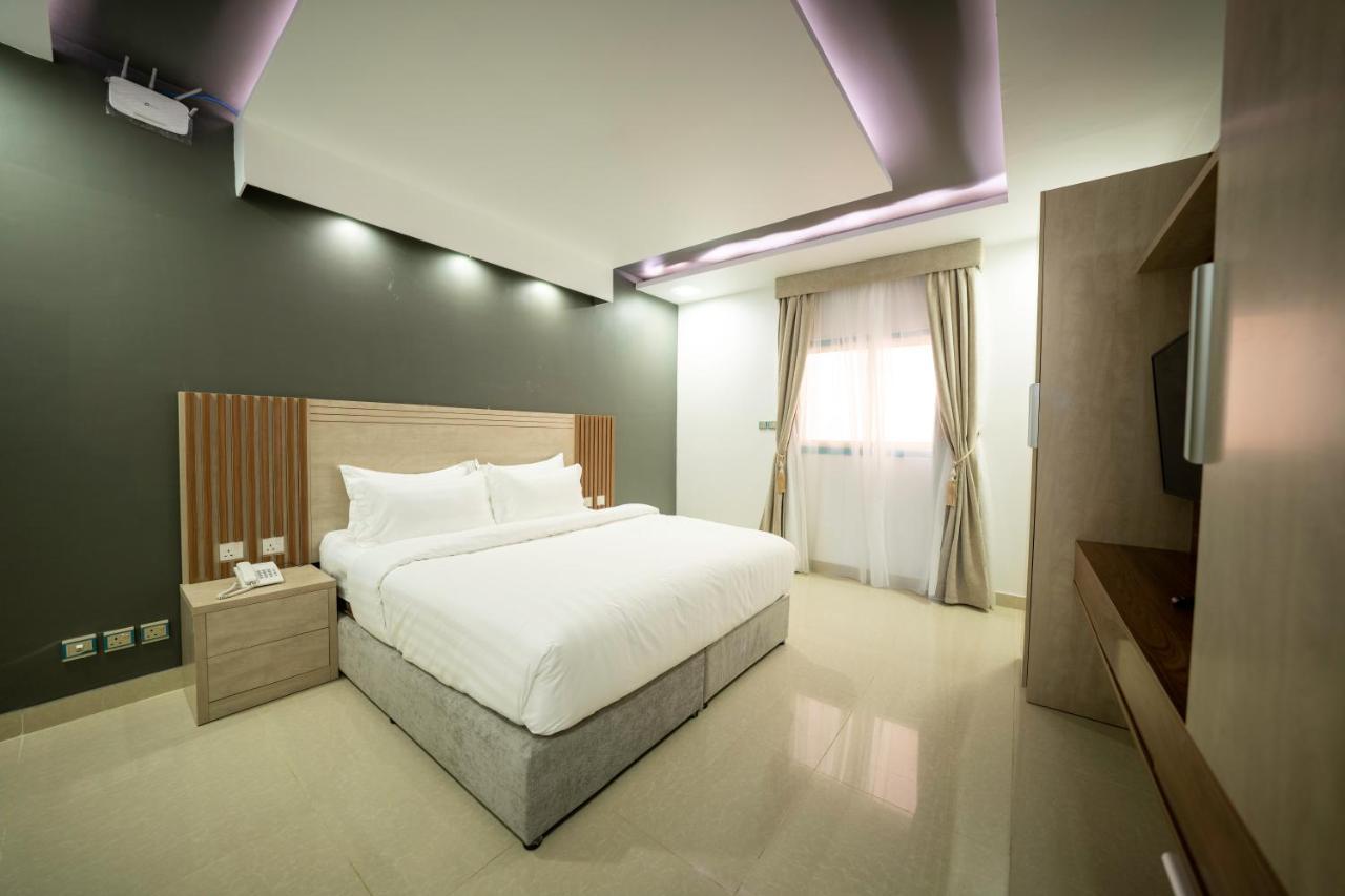 Mirada Gold Jizan - Resort & Private Pools Dış mekan fotoğraf A bedroom at the hotel
